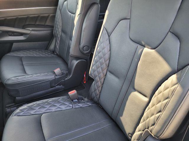 used 2022 Kia Sorento car, priced at $31,206