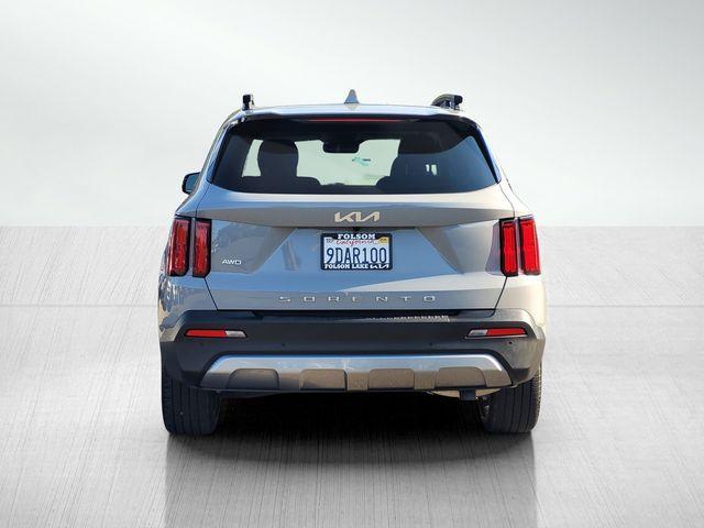 used 2022 Kia Sorento car, priced at $31,206