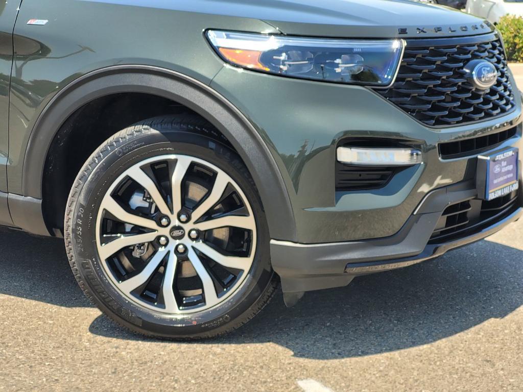 used 2022 Ford Explorer car, priced at $37,737