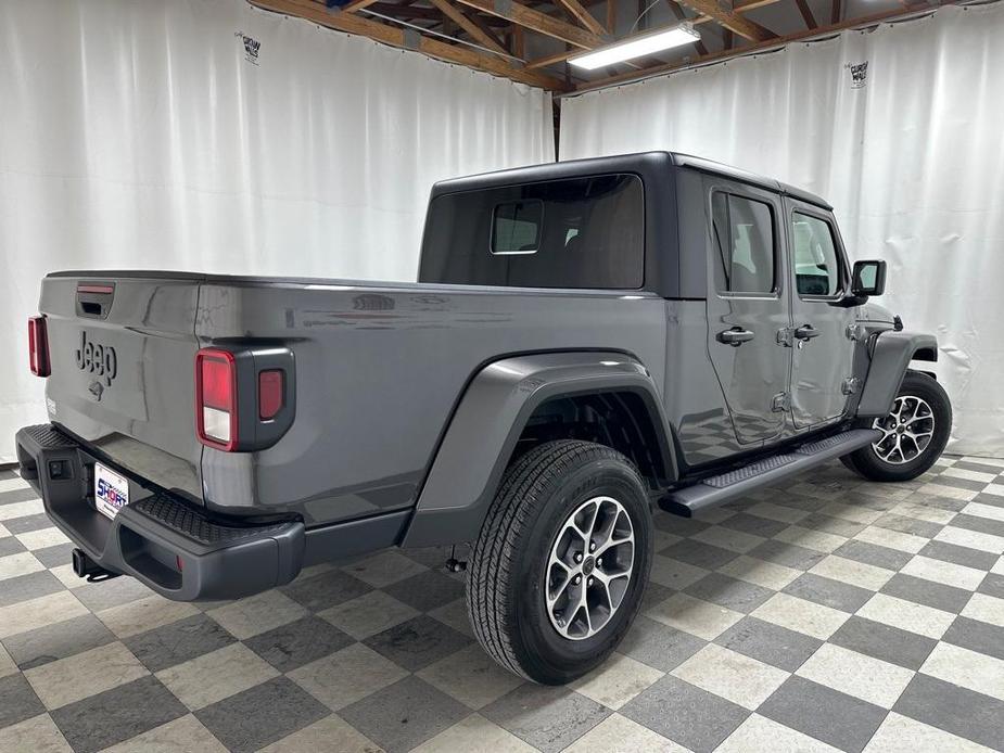 new 2024 Jeep Gladiator car, priced at $42,460