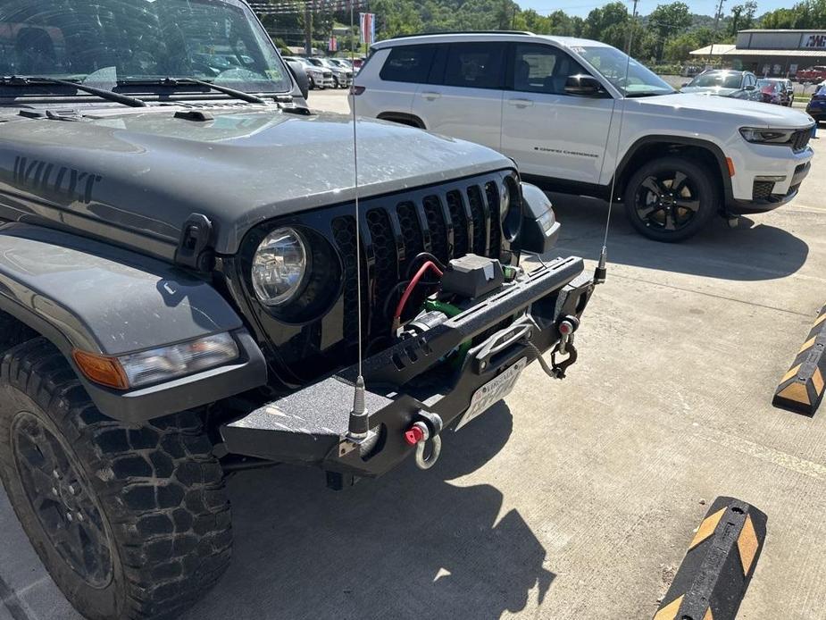 used 2023 Jeep Gladiator car, priced at $34,600