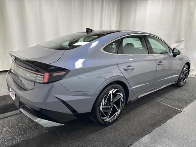 new 2025 Hyundai Sonata car, priced at $31,241