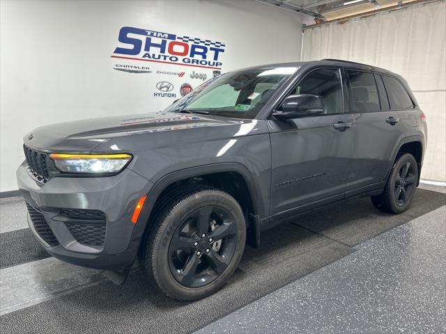 used 2023 Jeep Grand Cherokee car, priced at $37,000