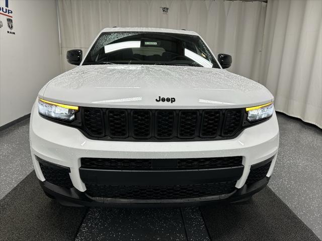 new 2025 Jeep Grand Cherokee L car, priced at $52,666