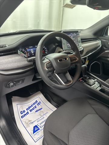 new 2025 Jeep Compass car, priced at $25,860