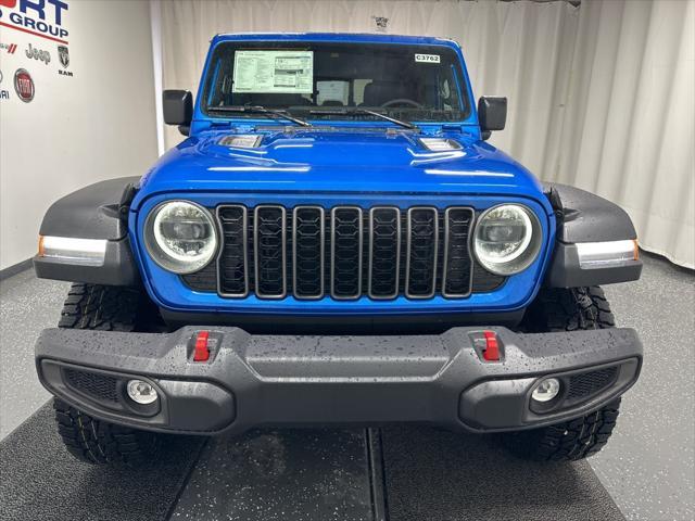 new 2025 Jeep Gladiator car, priced at $53,547