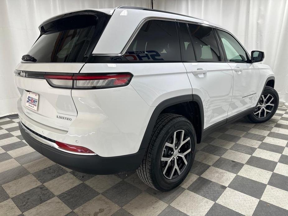 new 2024 Jeep Grand Cherokee car, priced at $46,106