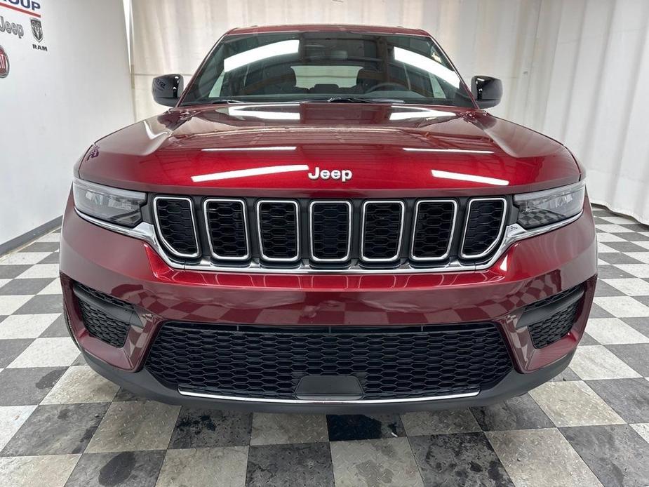 new 2024 Jeep Grand Cherokee car, priced at $39,629