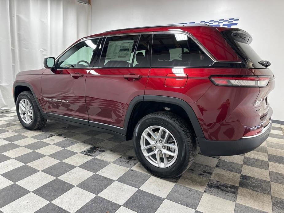 new 2024 Jeep Grand Cherokee car, priced at $39,629