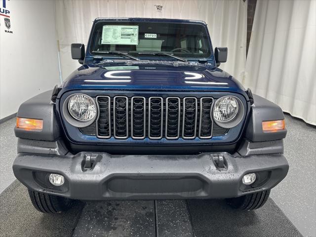 new 2025 Jeep Wrangler car, priced at $46,914