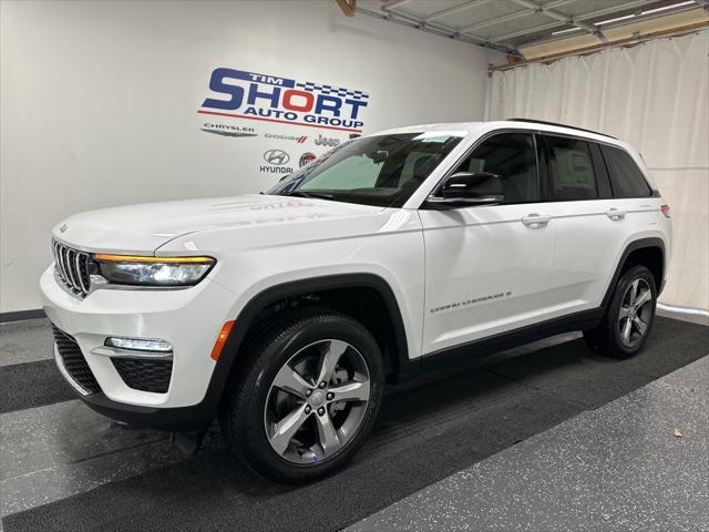 new 2025 Jeep Grand Cherokee car, priced at $45,941