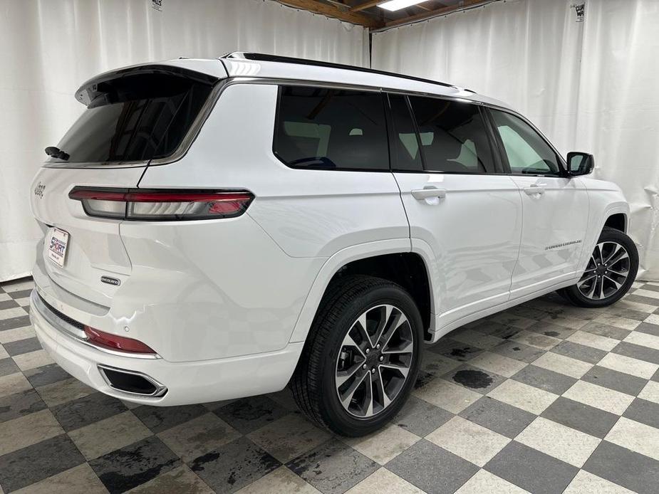 new 2024 Jeep Grand Cherokee L car, priced at $62,843