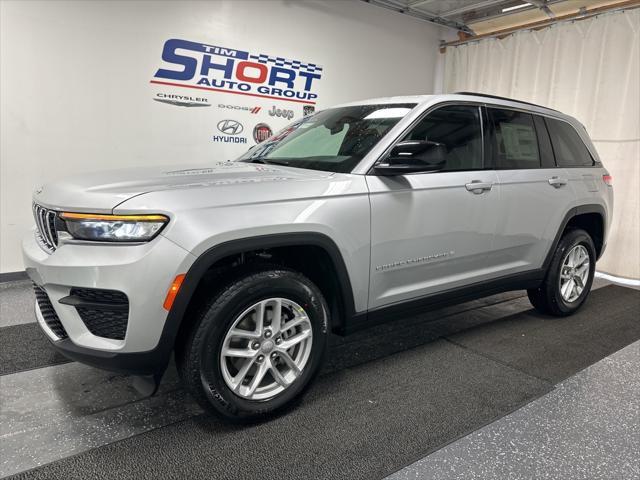 new 2025 Jeep Grand Cherokee car, priced at $41,679