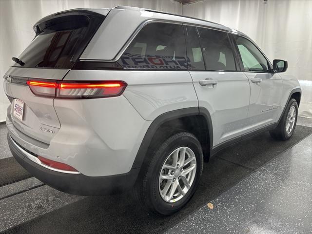 new 2025 Jeep Grand Cherokee car, priced at $39,179