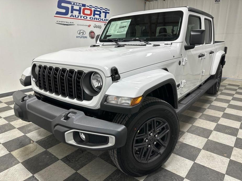 new 2024 Jeep Gladiator car, priced at $40,360