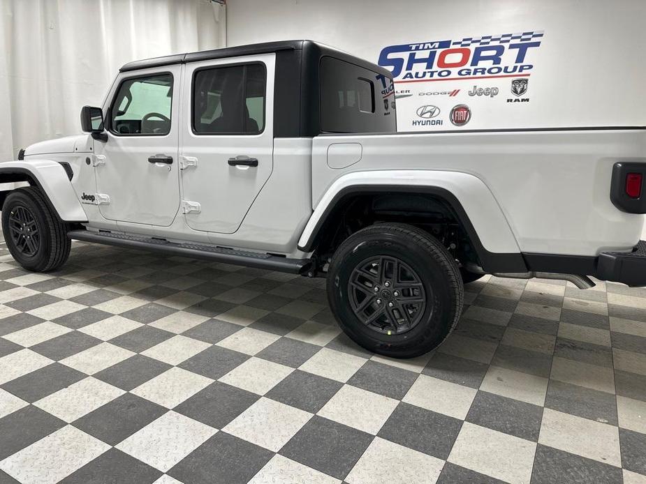 new 2024 Jeep Gladiator car, priced at $40,360