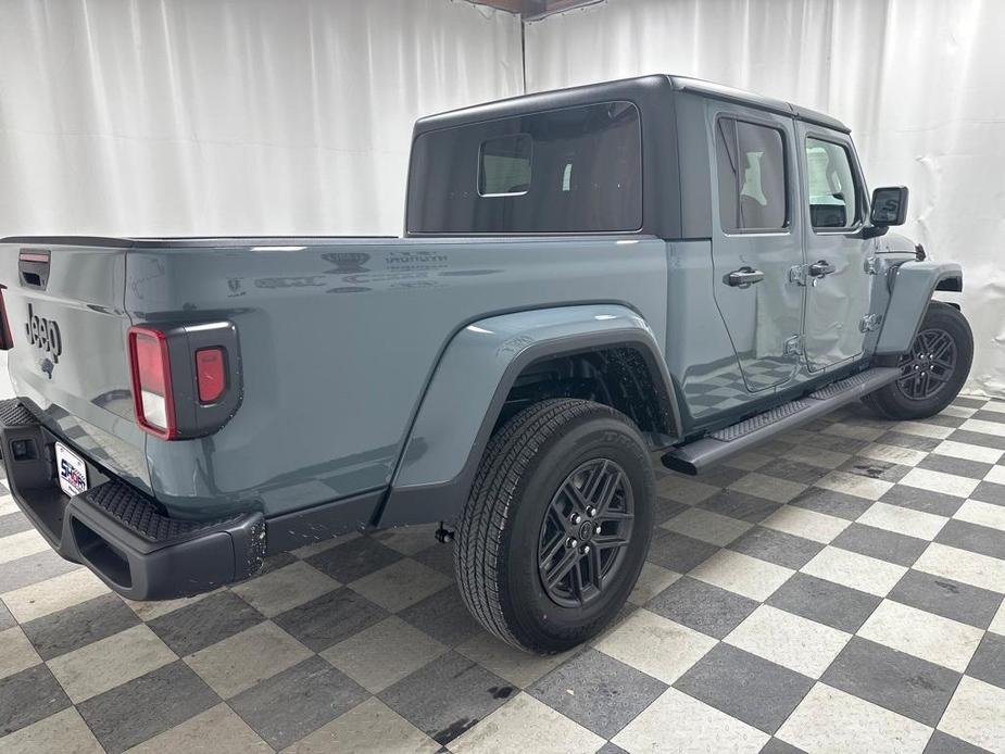 new 2024 Jeep Gladiator car, priced at $40,818