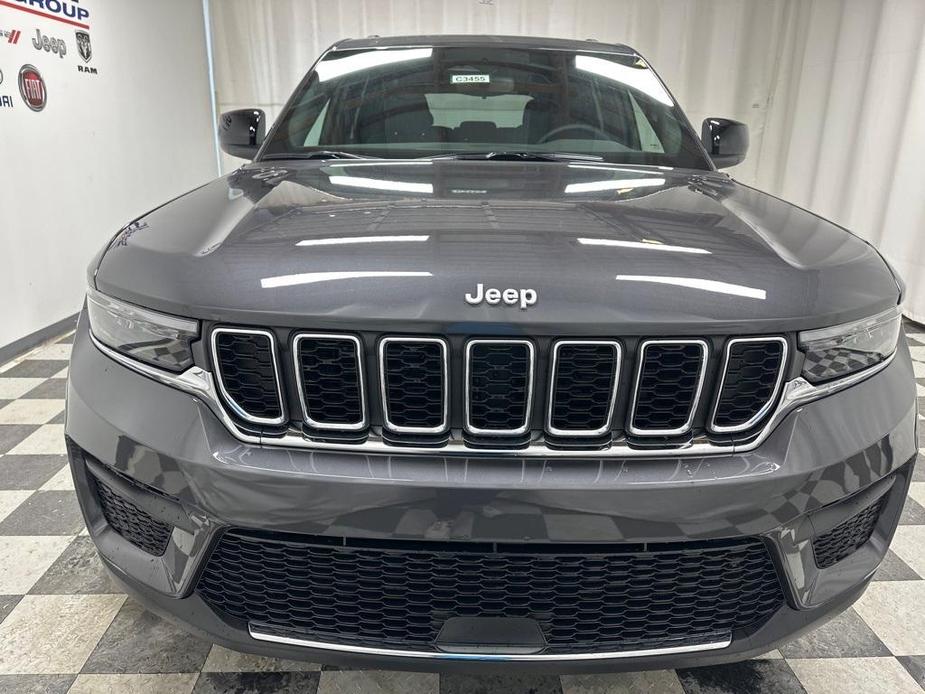 new 2024 Jeep Grand Cherokee car, priced at $39,828