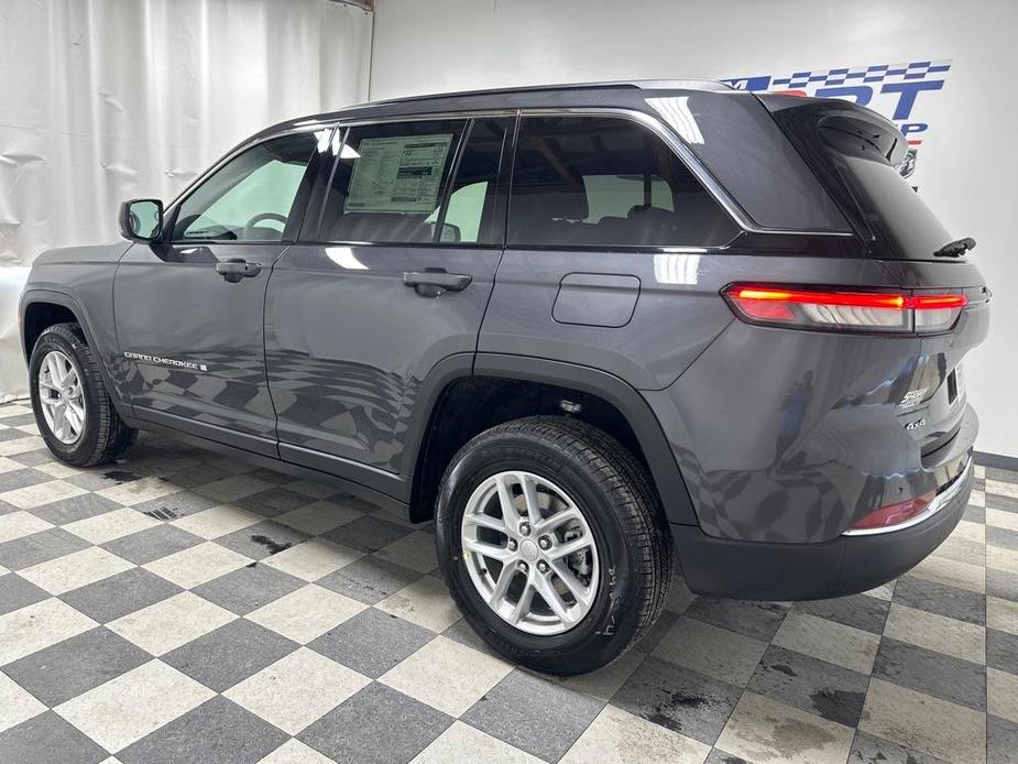 new 2024 Jeep Grand Cherokee car, priced at $39,828