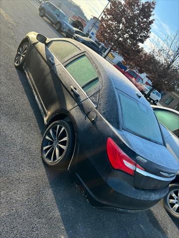 used 2012 Chrysler 200 car, priced at $2,800