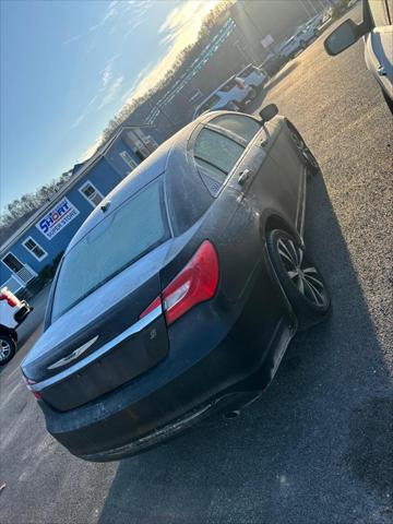 used 2012 Chrysler 200 car, priced at $2,800