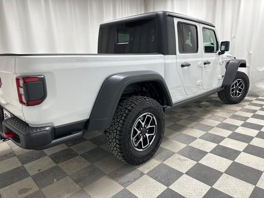 new 2024 Jeep Gladiator car, priced at $48,336