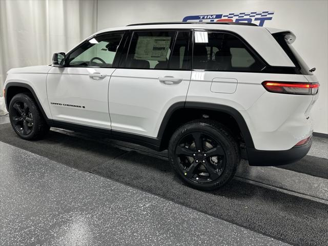 new 2025 Jeep Grand Cherokee car, priced at $46,220