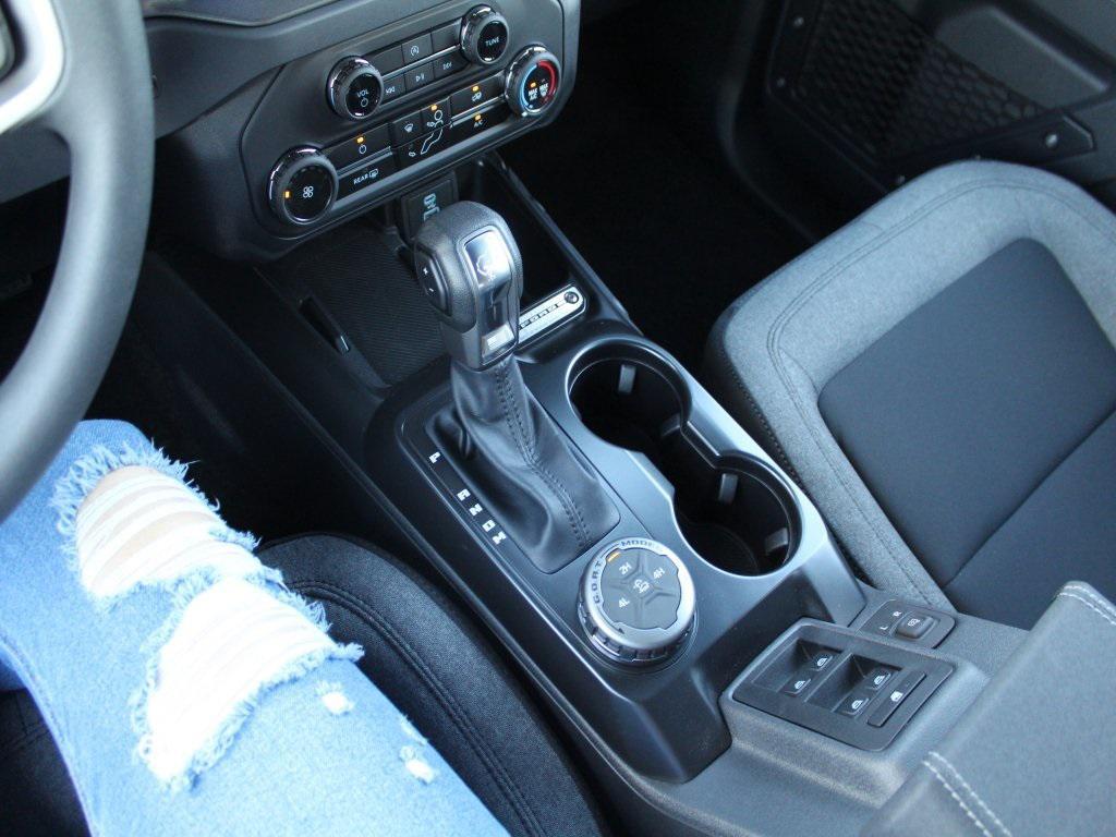 new 2025 Ford Bronco car, priced at $40,174