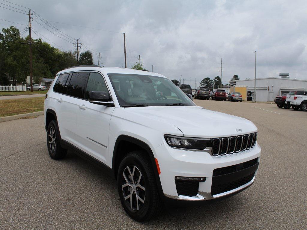used 2024 Jeep Grand Cherokee L car, priced at $37,987