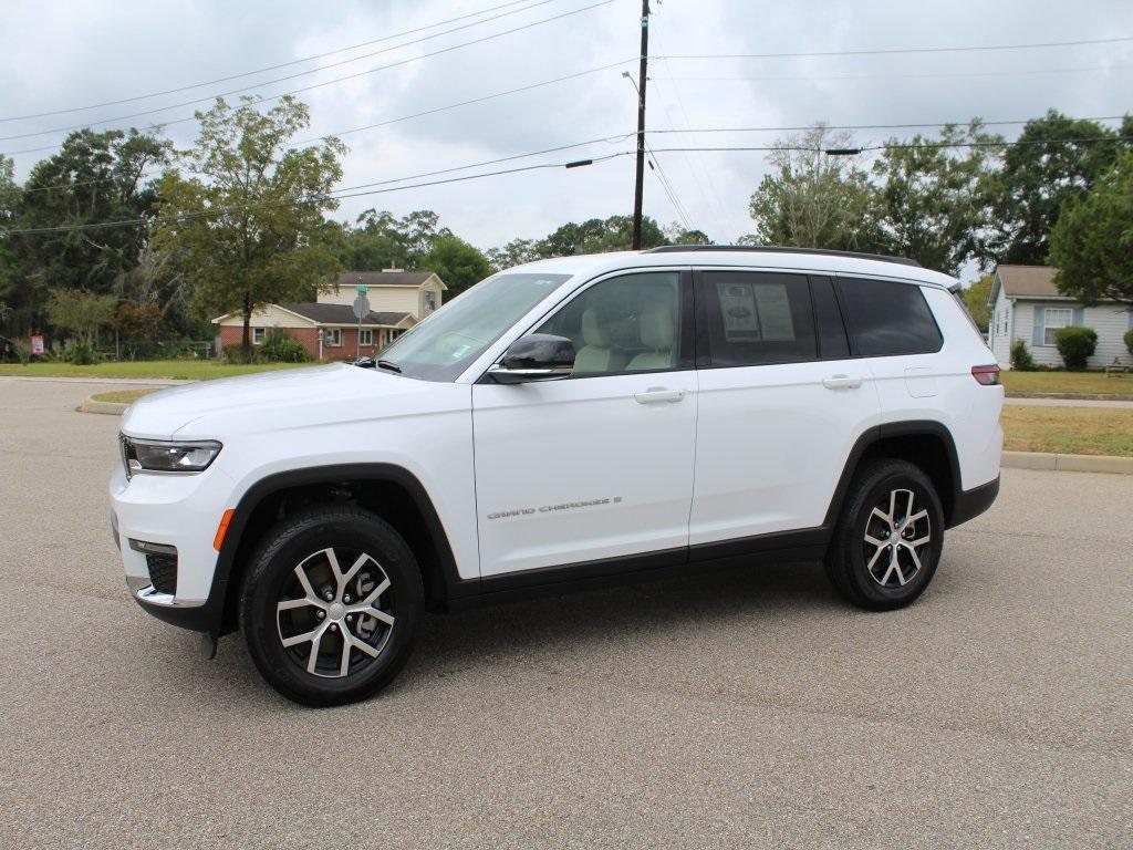 used 2024 Jeep Grand Cherokee L car, priced at $37,987