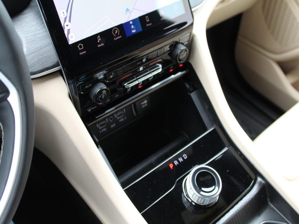 used 2024 Jeep Grand Cherokee L car, priced at $37,987