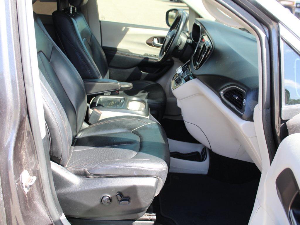 used 2018 Chrysler Pacifica car, priced at $15,847