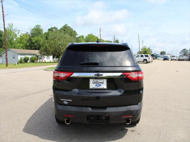 used 2020 Chevrolet Traverse car, priced at $14,687