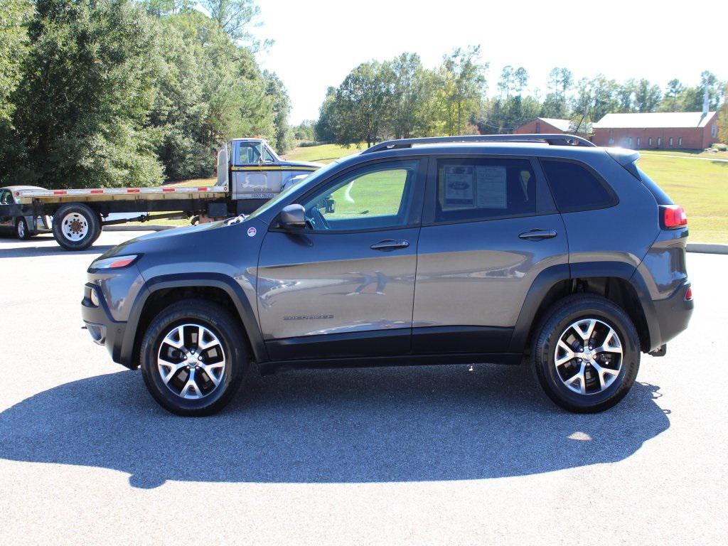 used 2014 Jeep Cherokee car, priced at $9,700