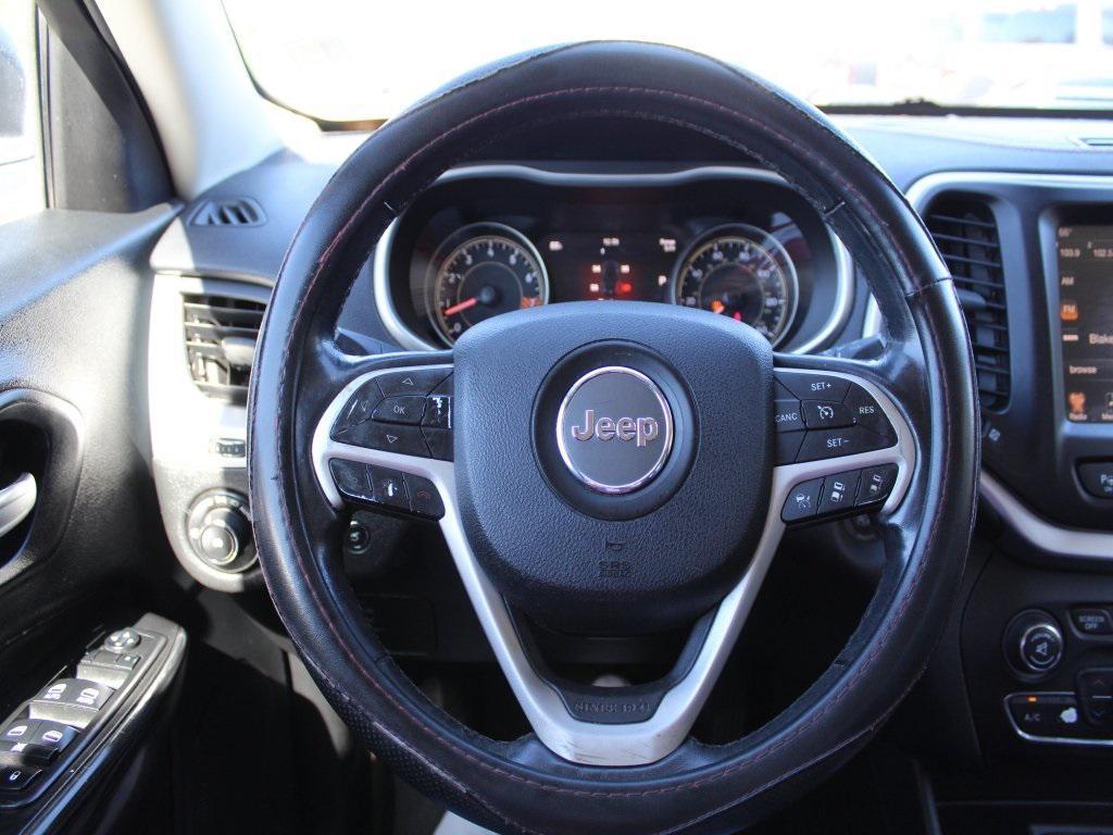 used 2014 Jeep Cherokee car, priced at $9,700