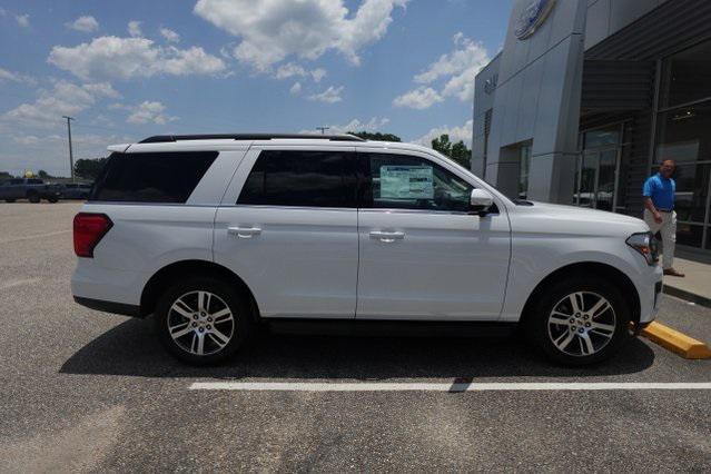 new 2024 Ford Expedition car, priced at $62,000