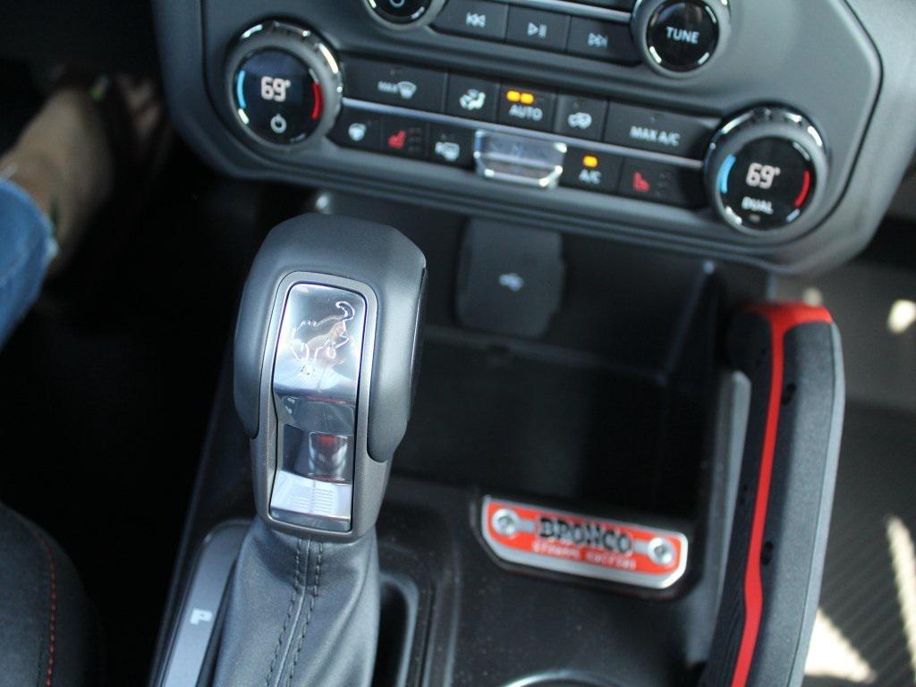 new 2025 Ford Bronco car, priced at $76,530