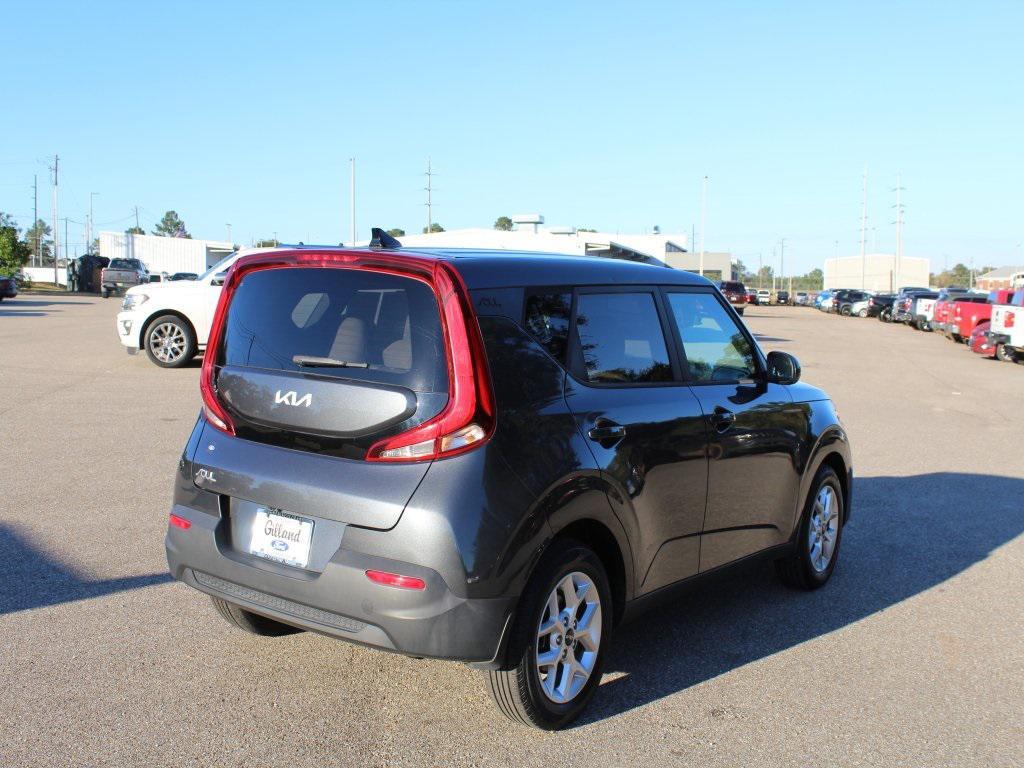 used 2022 Kia Soul car, priced at $15,487