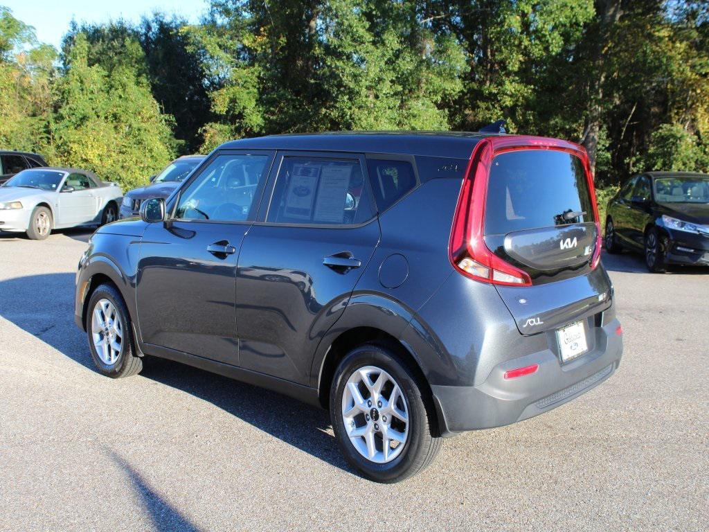 used 2022 Kia Soul car, priced at $15,487