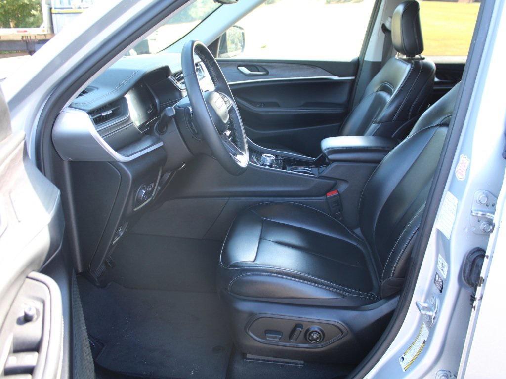 used 2023 Jeep Grand Cherokee car, priced at $26,587