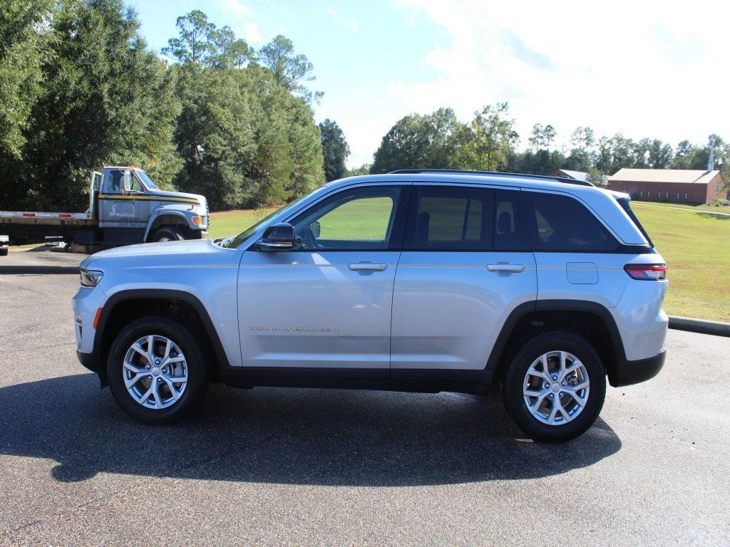 used 2023 Jeep Grand Cherokee car, priced at $26,587