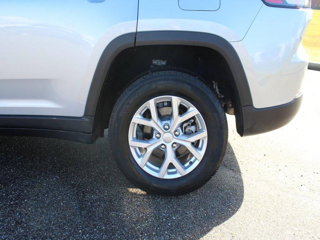 used 2023 Jeep Grand Cherokee car, priced at $26,587