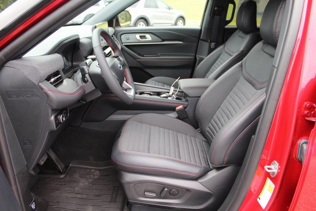 new 2025 Ford Explorer car, priced at $46,888