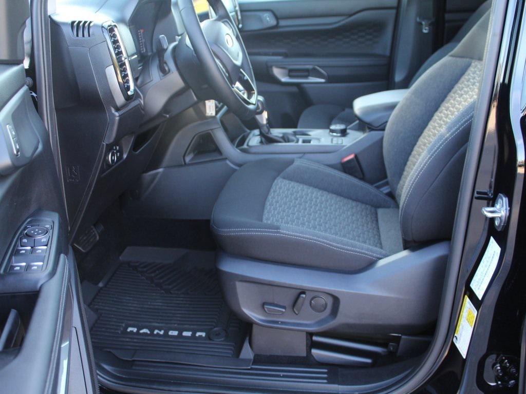 new 2025 Ford Ranger car, priced at $38,656