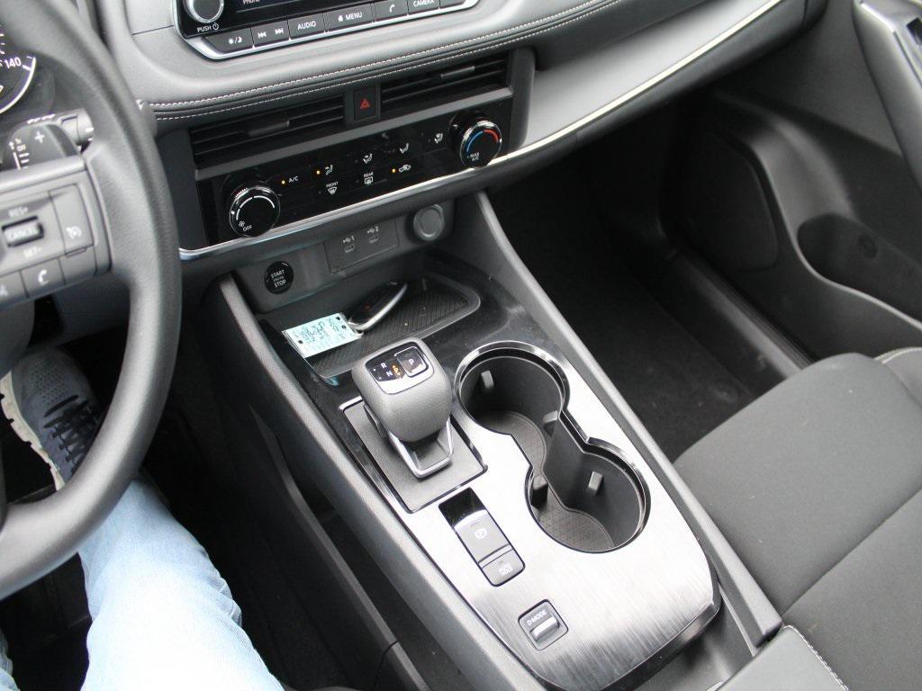 used 2025 Nissan Rogue car, priced at $24,996