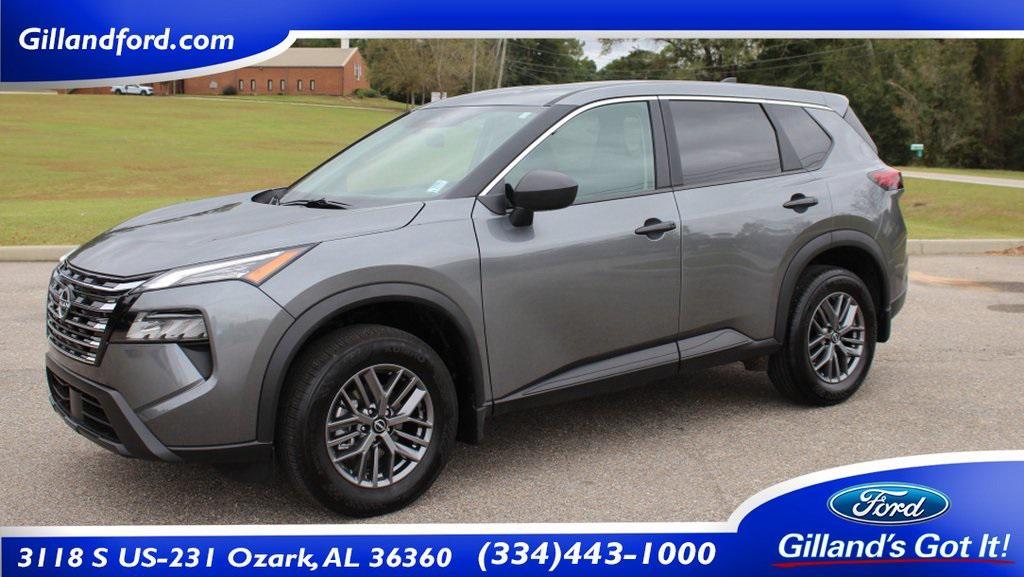 used 2025 Nissan Rogue car, priced at $24,996
