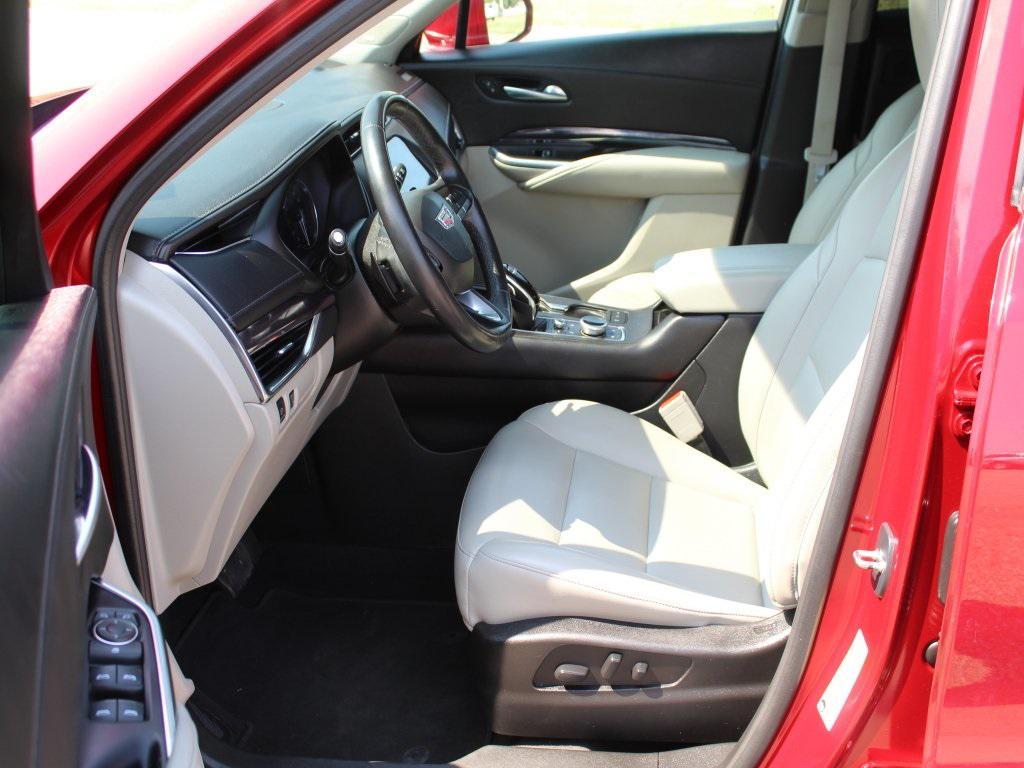 used 2021 Cadillac XT4 car, priced at $18,987
