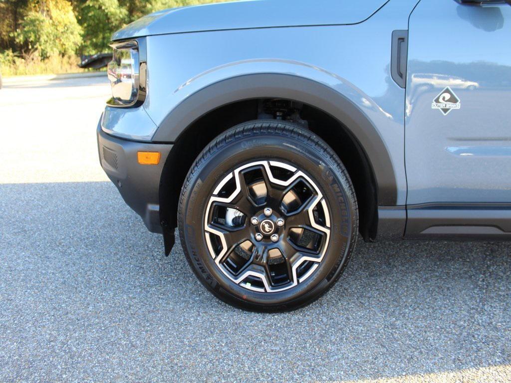 new 2025 Ford Bronco Sport car, priced at $39,590