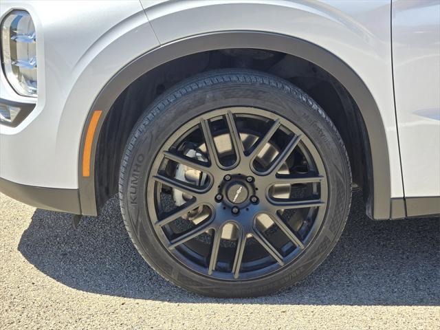 used 2022 Mitsubishi Outlander car, priced at $21,525