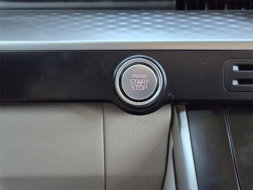 used 2024 Kia Carnival car, priced at $32,905